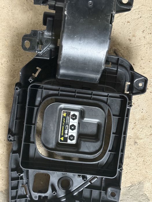 Зарядний порт для Huyndai Kona 2019 - 2023 роки