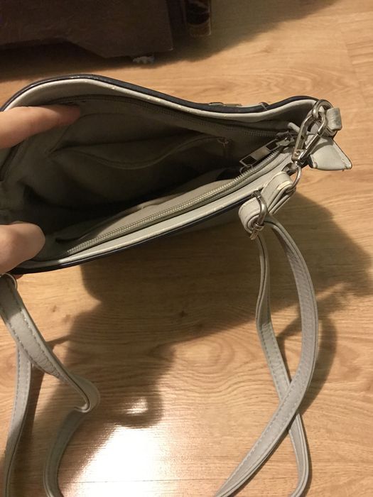 Torebka damska na pasku