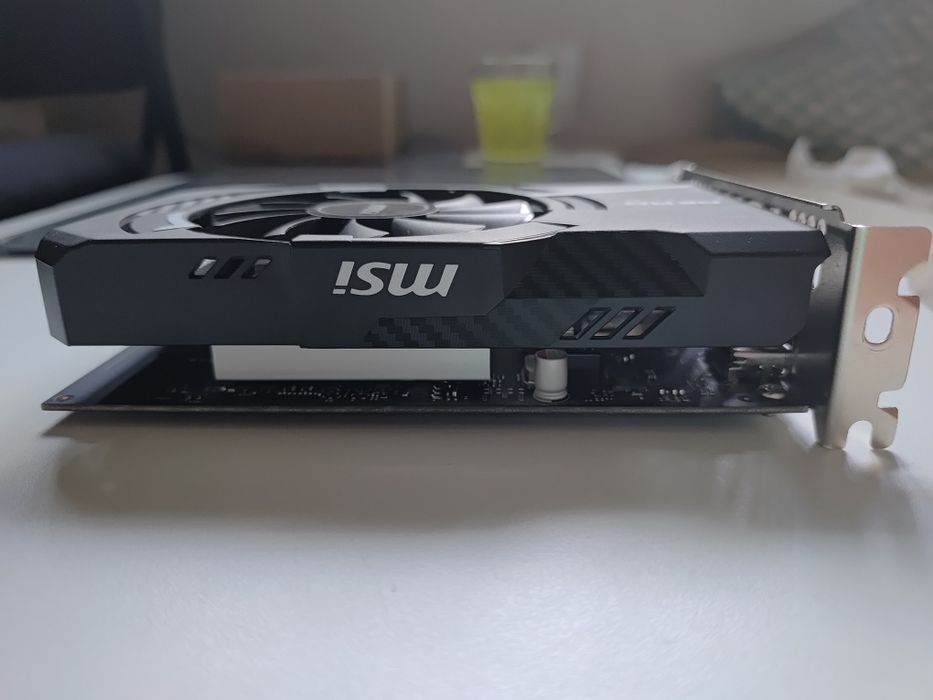 Gt 1030 AERO 2GB vram OC