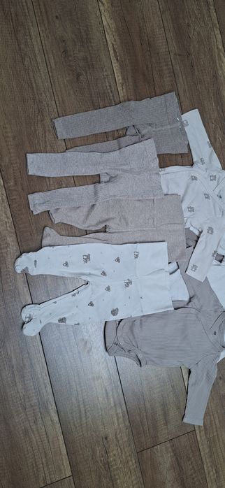 H&M beżowy zestaw dla niemowlaka noworodka 56