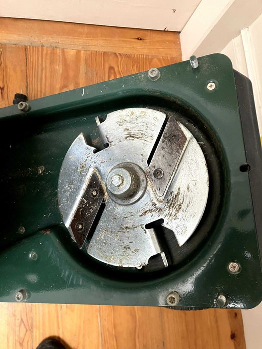 Triturador de jardim elétrico Black and Decker GA 1700e