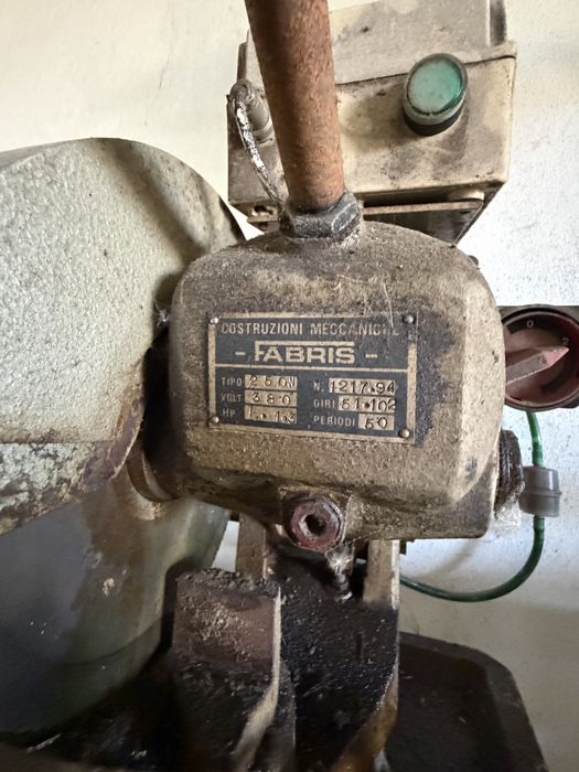 Serra industrial para metais FABRIS 250