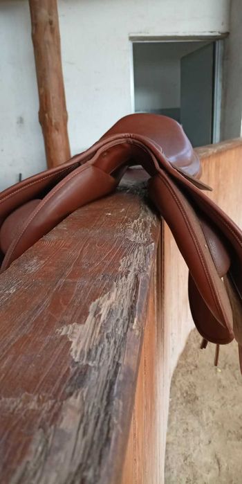 Siodło skokowe Wintec 17,5"