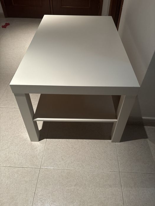 Mesa de centro branca