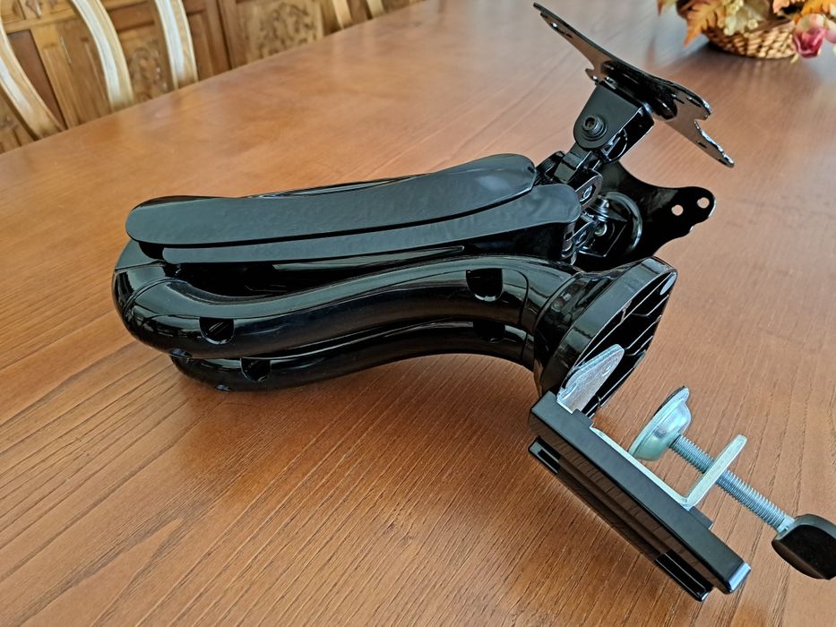 Suporte monitor duplo marca Konig de 10-32"