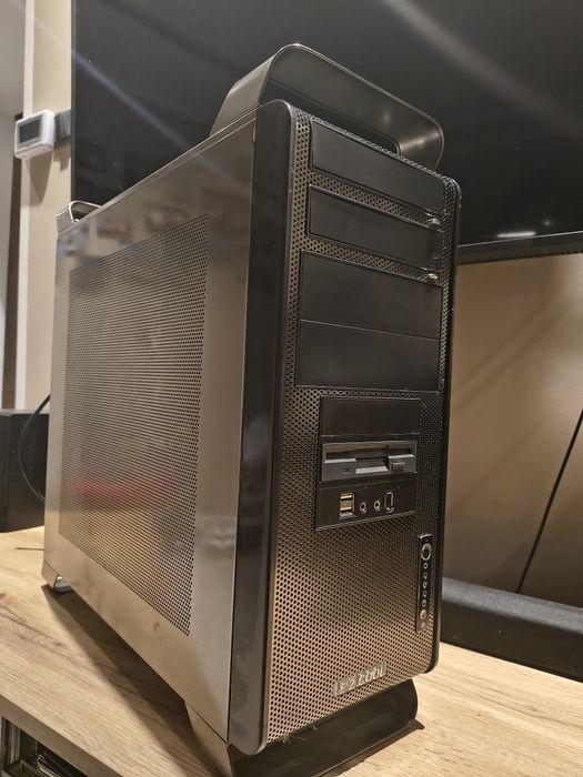 Legendarny Retro PC | Gigabyte GA-P35-DS4 | Q6600 | 2GB GeIL | HD 5770