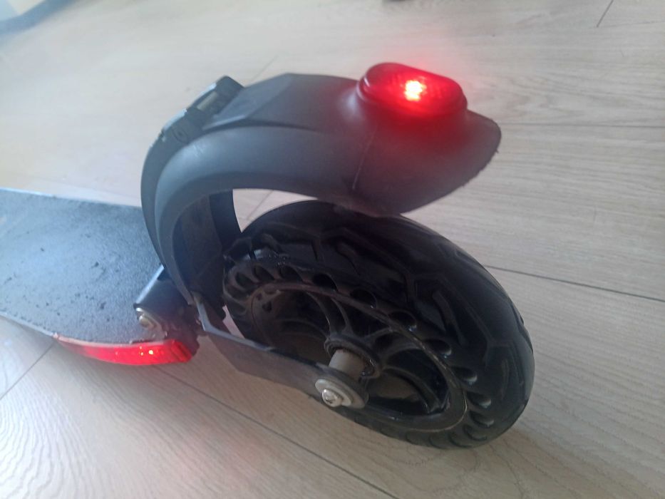 Продам электросамокат