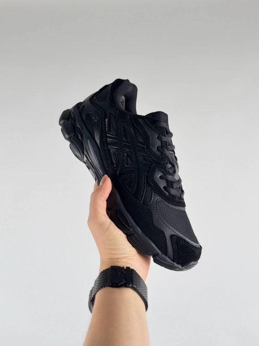 Жіночі чорні кросівки Asics! Нові! Оплата при отриманні! Розміри: 37,38,39,40,41