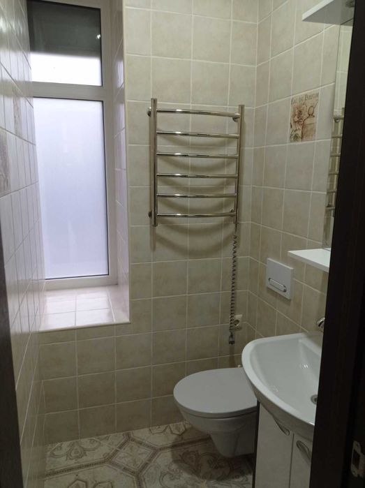 Центр Києва, метро Хрещатик, Лютеранська 3