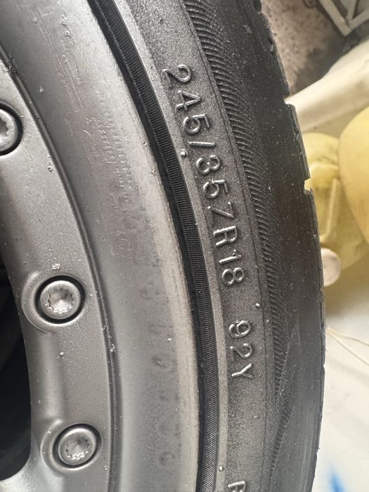 Jantes 18 com pneus