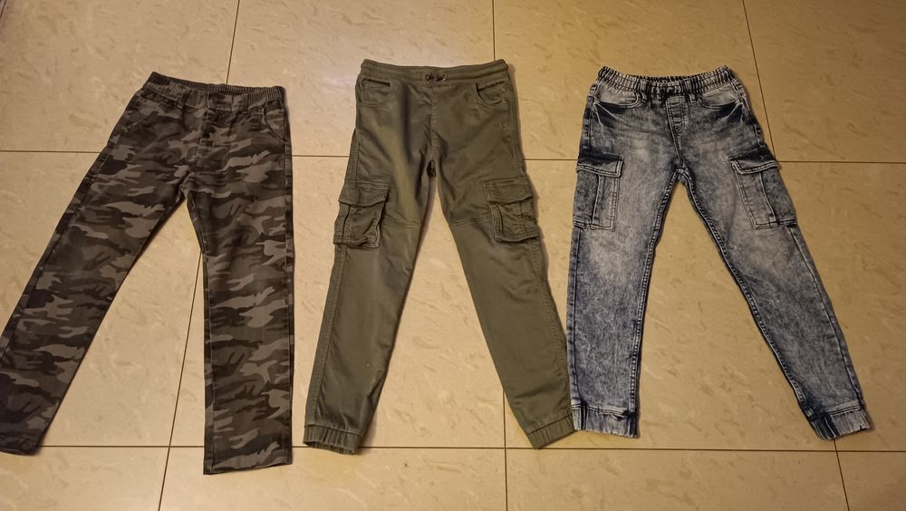 Zestaw spodni dla chlopca 134/140