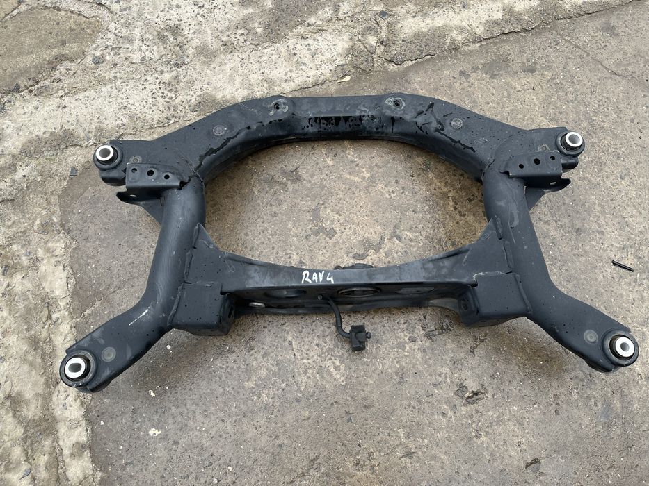 Задній підрамник Toyota Rav4 50 2019р