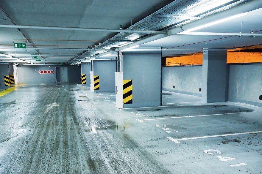 ТЕРМІНОВО Продається паркомісце  ЖК Премʼєра р-н ТЦ Майдан MacDonalds