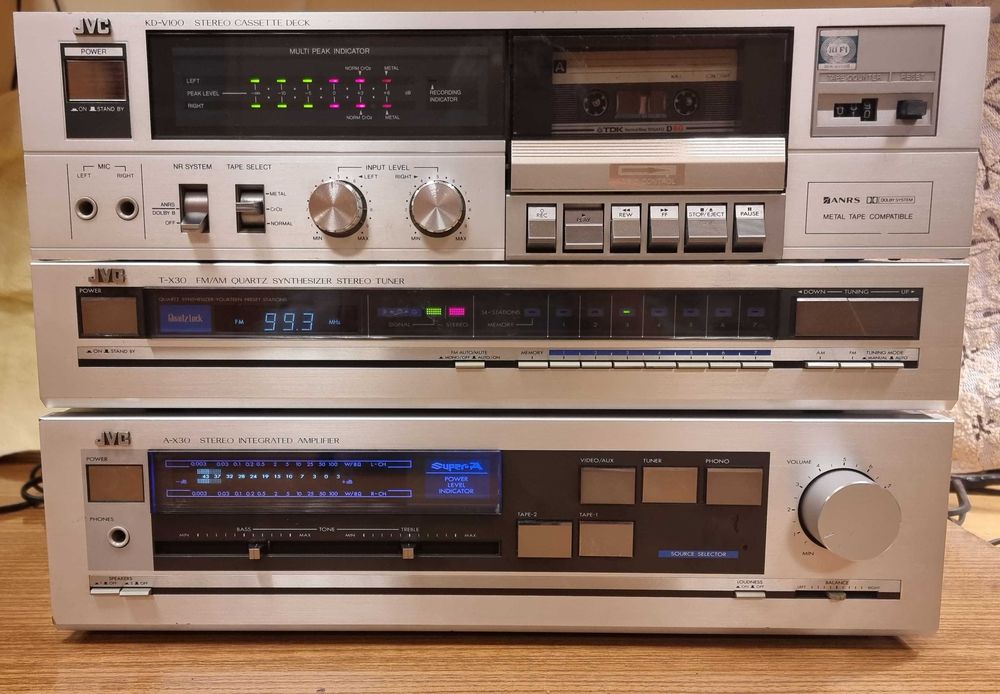 JVC tuner T-X30 wzm. A-X30 deck KD-V100 po serwisie