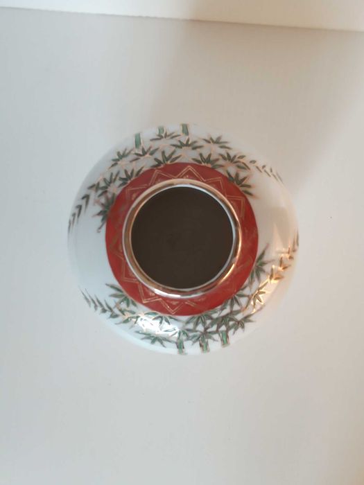 Pote chinês, fabricado em Macau, usado