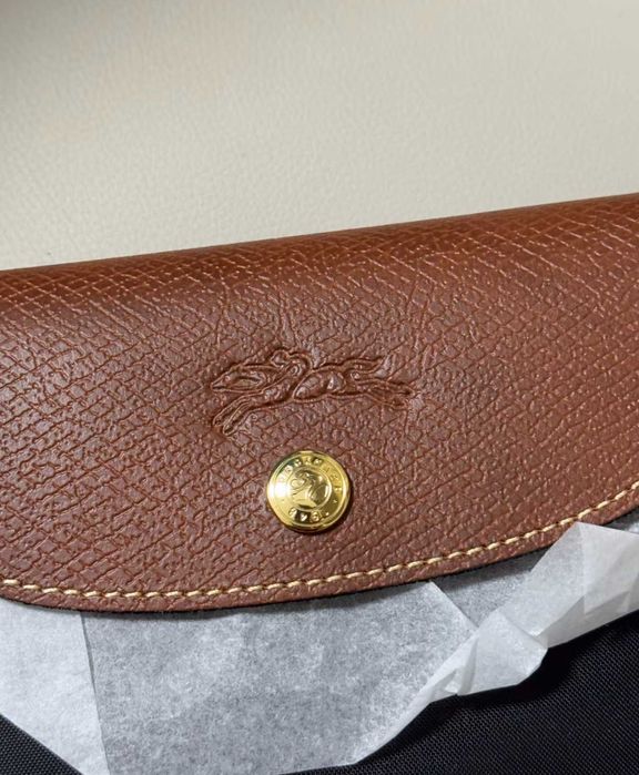 Torba shopper Longchamp czarna, geeignet do transportu komputera