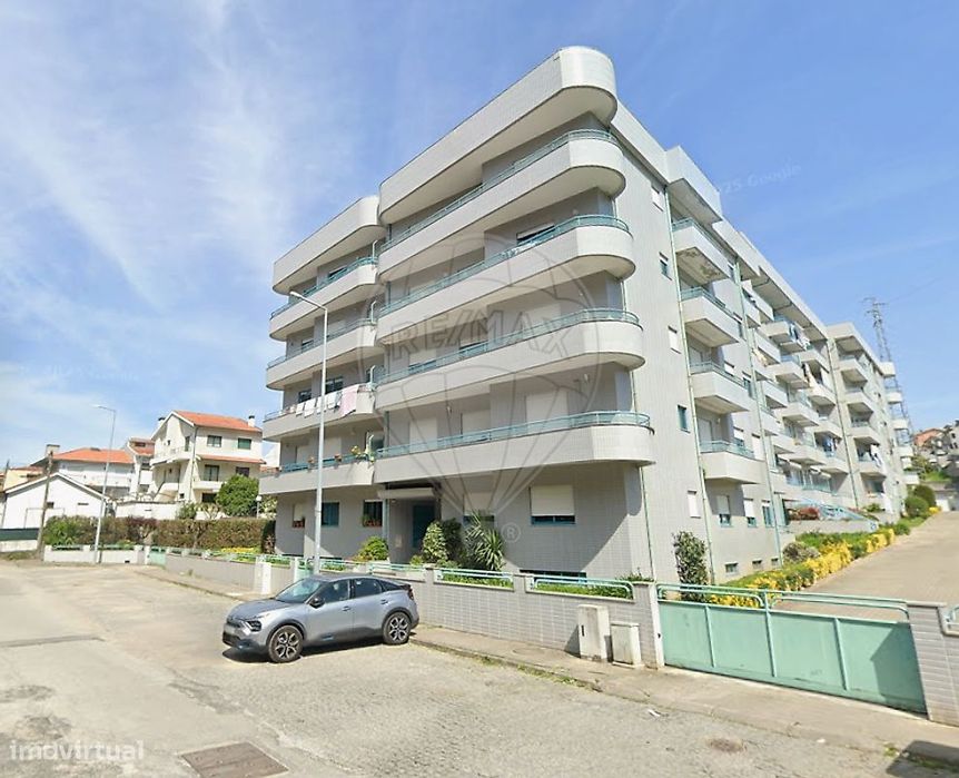 Apartamento T2 para venda — Fânzeres E São Pedro Da Cova, Porto
