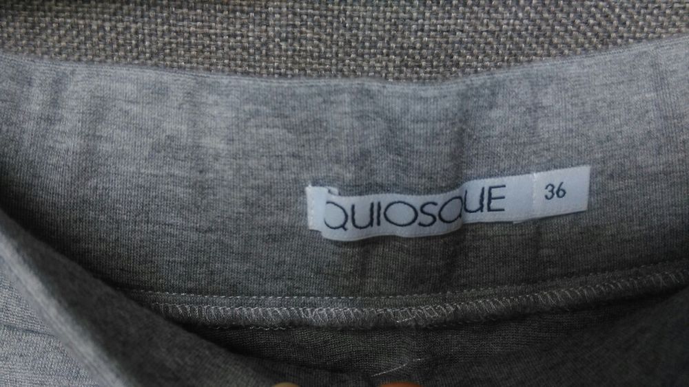 Spódnica przed kolano Quiosque 36 szara