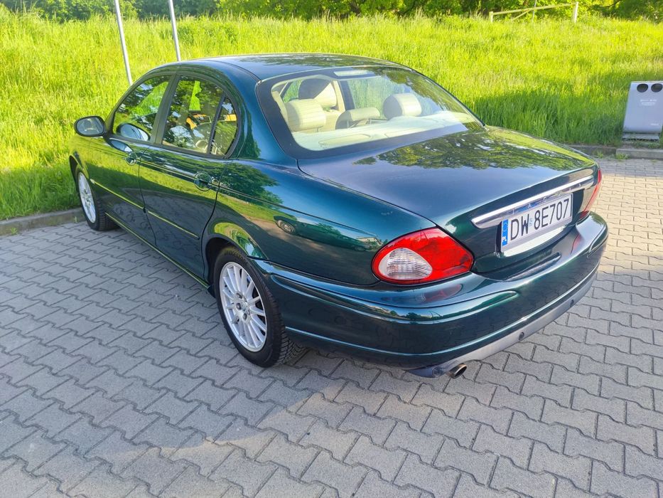Jaguar X-Type Jaguar z polskiego salonu