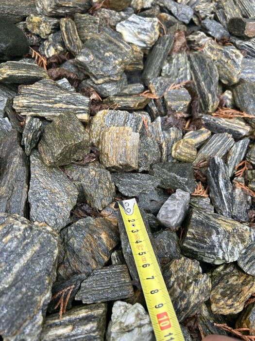 Kora kamienna gruba gnejs