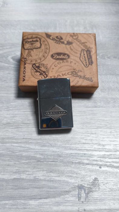 Isqueiro Dakota a gasolina