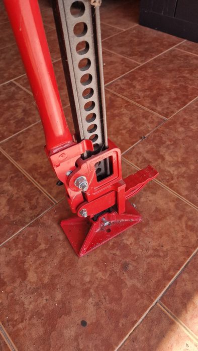 Macaco  Hi-Lift como novo