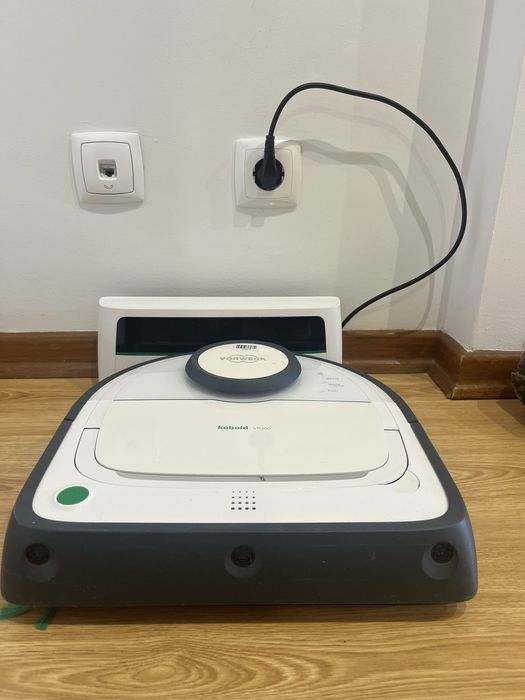 Kobold VR300 - robot