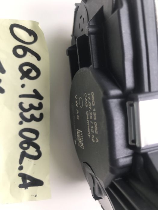 Дросельна Заслінка VAG 06Q133062A a4 a5 a6 a7 q3 q5 golf skoda seat