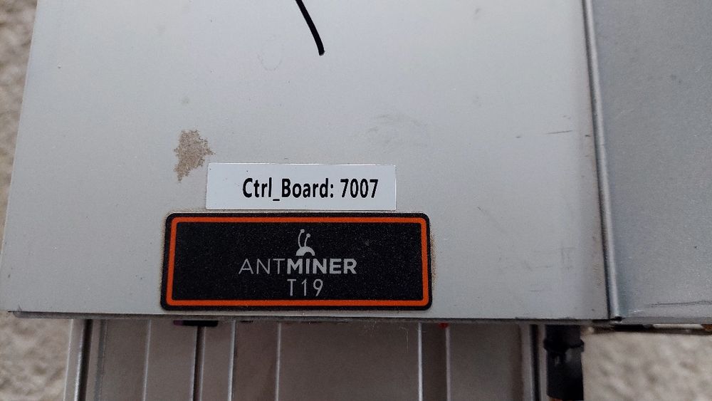 Аsic Асик Bitmain Antminer T19 S19 в іммерсіоному маслі та без