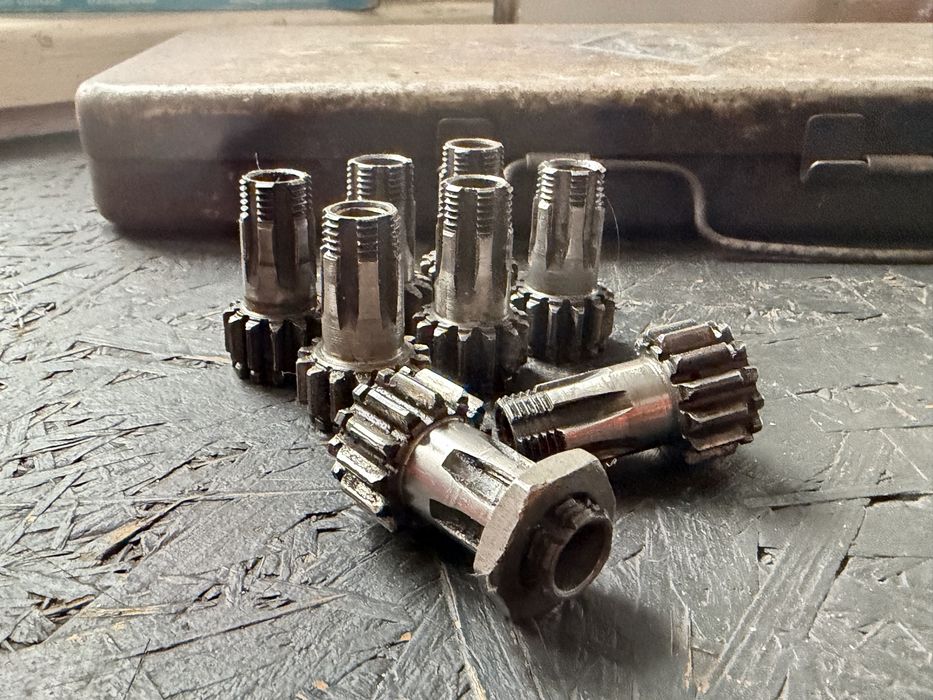 Romet Motorynka Kadet Ogar Komar tryb wałekzdawczy zębatki ZMD