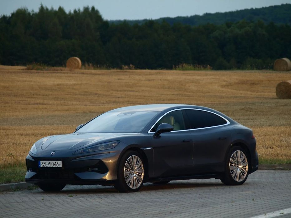 Denza Z9 DENZA Z9 ULTRA PHEV | 12/2024 | 6 500 km | TOP WERSJA | PEŁNA FOLIA PP