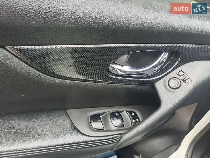 Nissan x-trail  2016 р 1,6 tdi