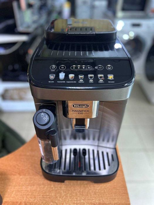 Кавомашина DeLonghi
Magnifica S
ECAM 290. 83 TB з Німечинни Б\В