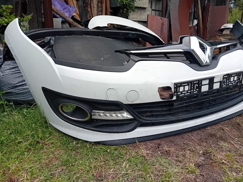 Sprzedam  Zderzak Przedni  BIAŁY RENAULT MEGANE 3 III LIF