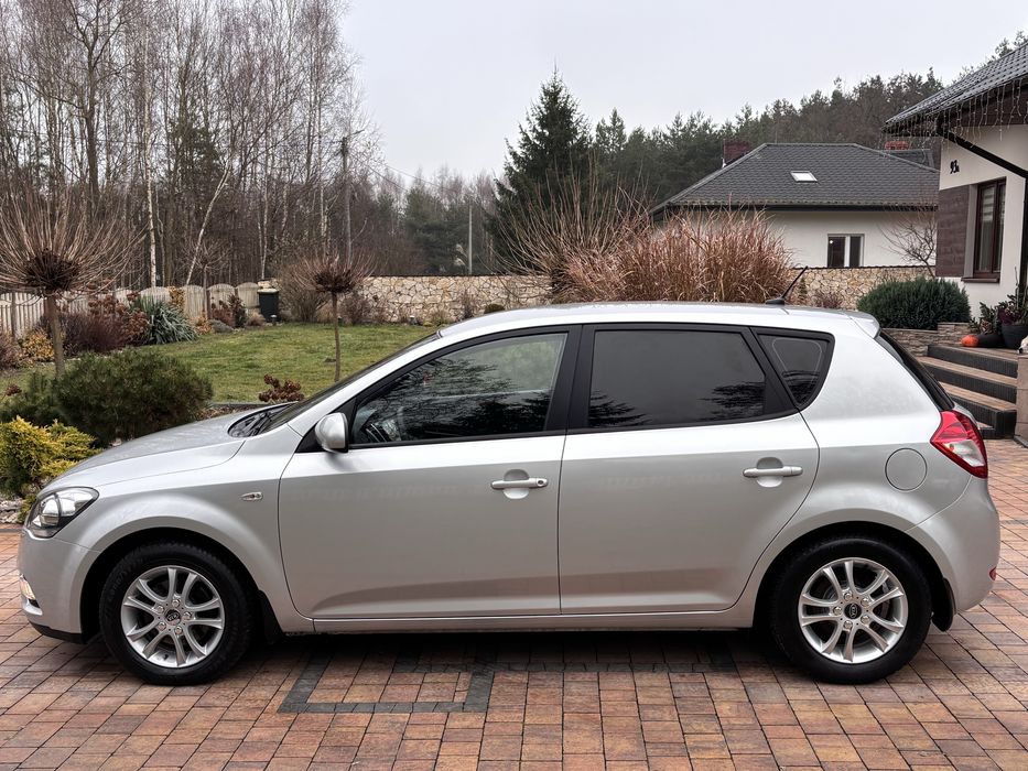 # Sprzedam Kia Ceed # Super Stan # Benzynka # Niemcy #