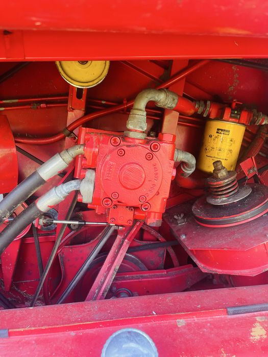 Комбайн Massey Ferguson 19