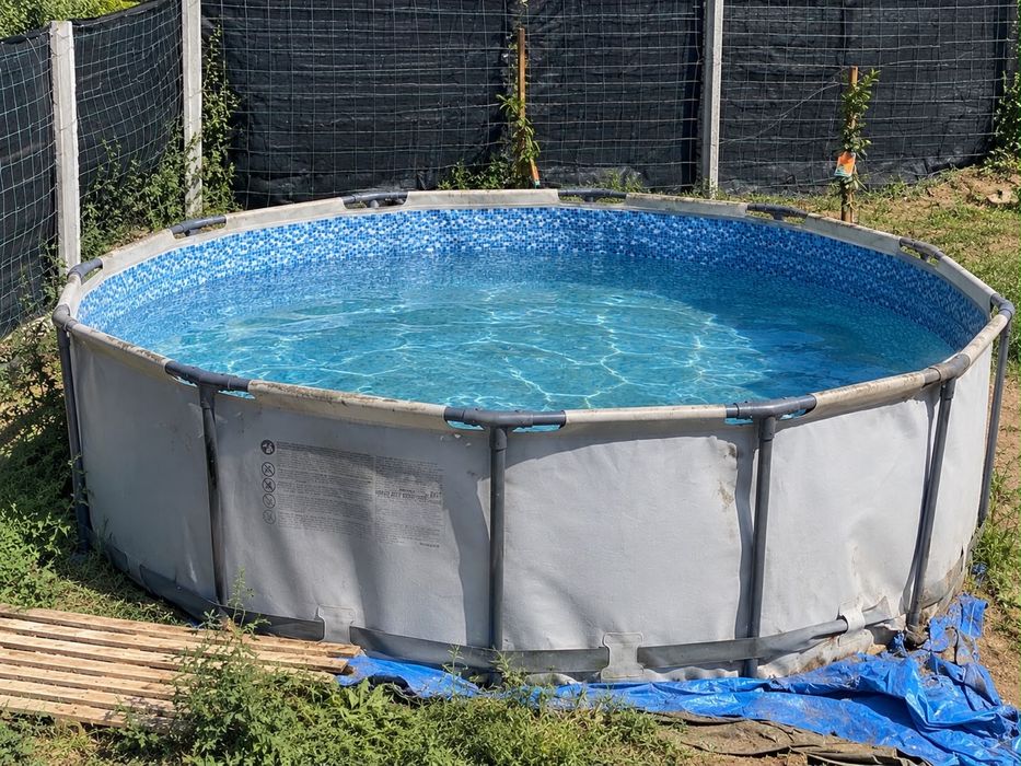 Vendo piscina bestway