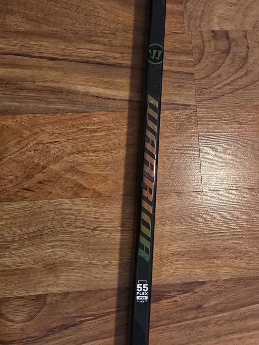 Kij hokejowy Warrior  Convert QR6 PRO lewy 55 flex