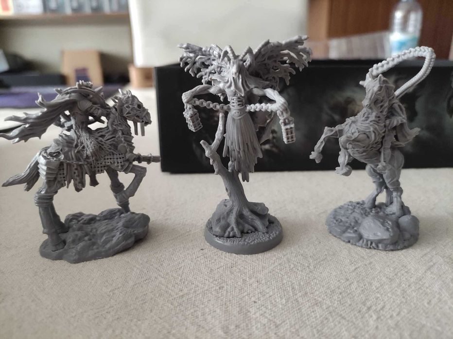 Tainted Grail: The Fall of Avalon + Monsters of Avalon (EN) boardgame