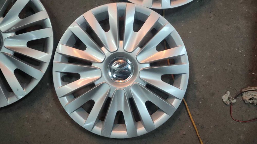 Колпак колесного диска 5K0601147H VAG,Golf r15