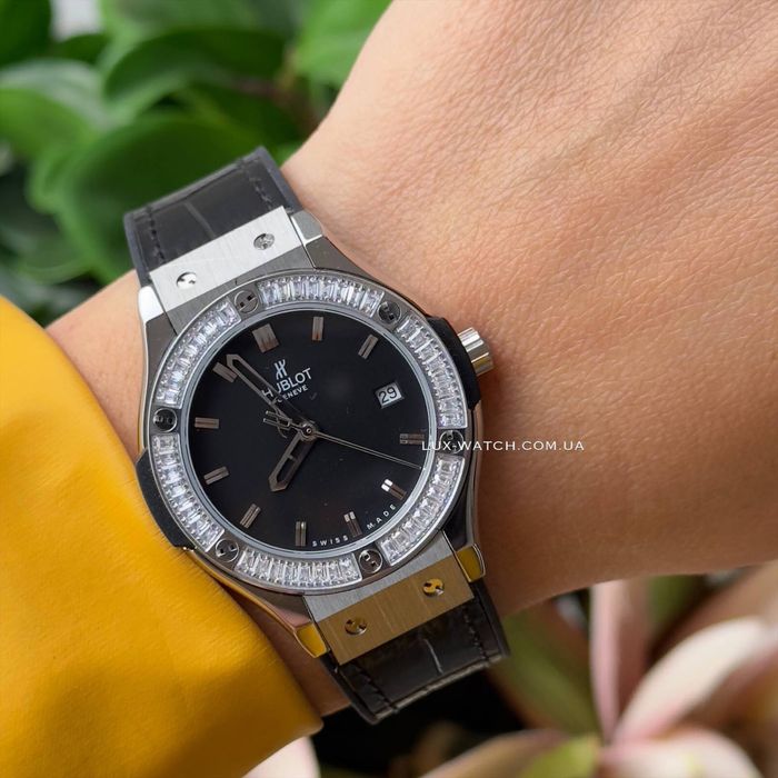 Крутые женские часы Hublot Classic Fusion