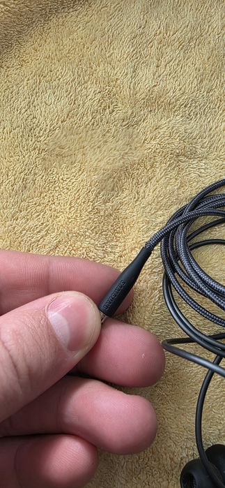 Продам навушники Samsung