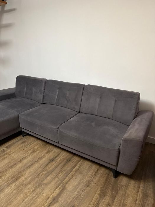 Duży narożnik z funkcją spania