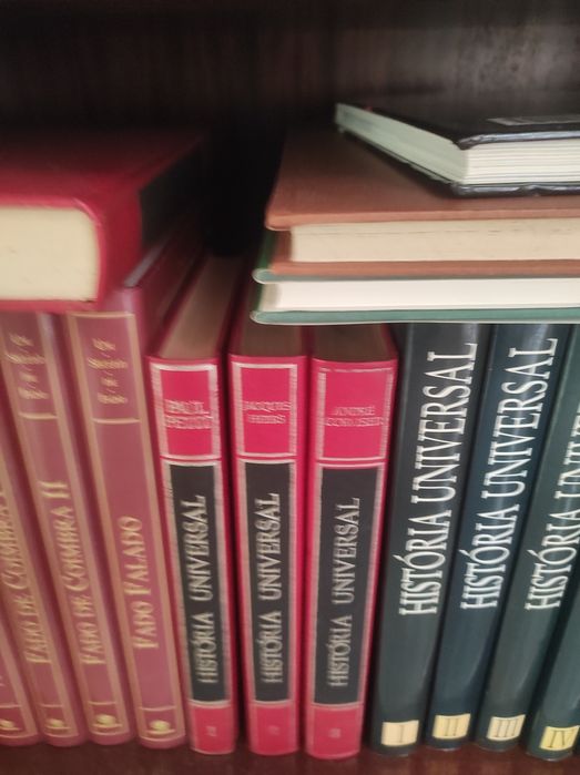 Vários livros clássicos