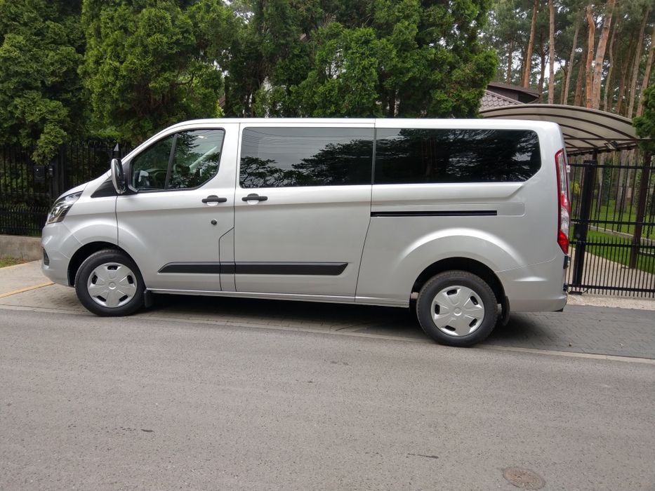 Wynajem Wypożyczalnia busa busów osobowych automat Ford Opel Renault