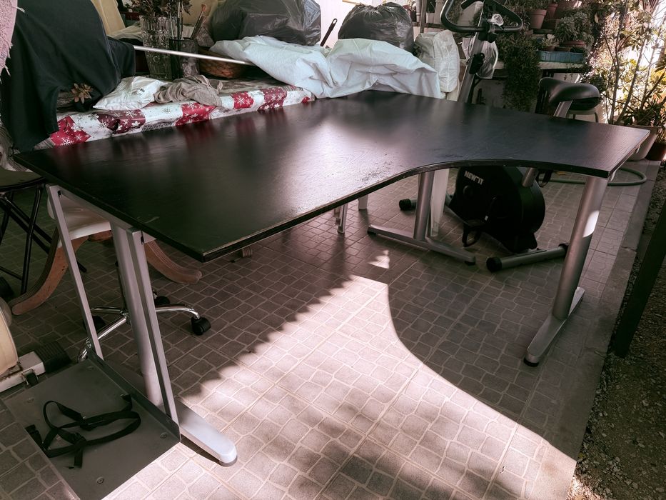 Mesa escritório metal com suporte para computador 160x120 cm