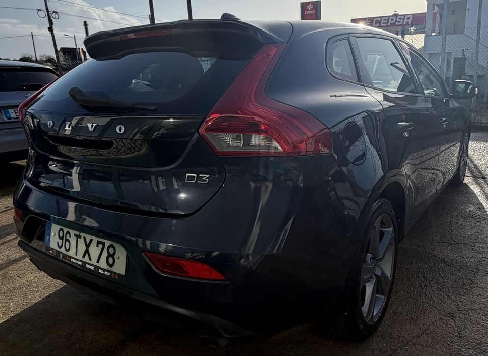 Volvo V40 D3 R-Design 2.0