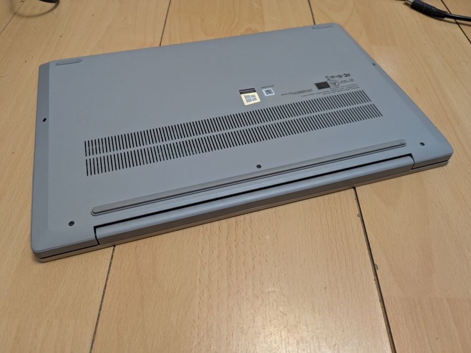 Lenovo IdeaPad 5 15ARE05 FHD  Ryzen 5 4500/8GB/256GB SSD