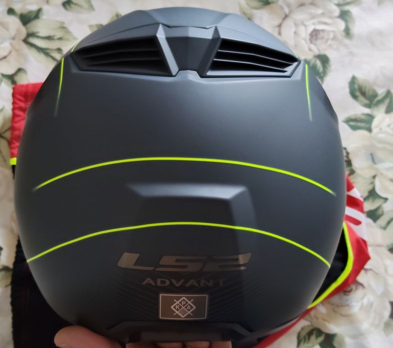 Capacete modular LS2 ADVANT 2