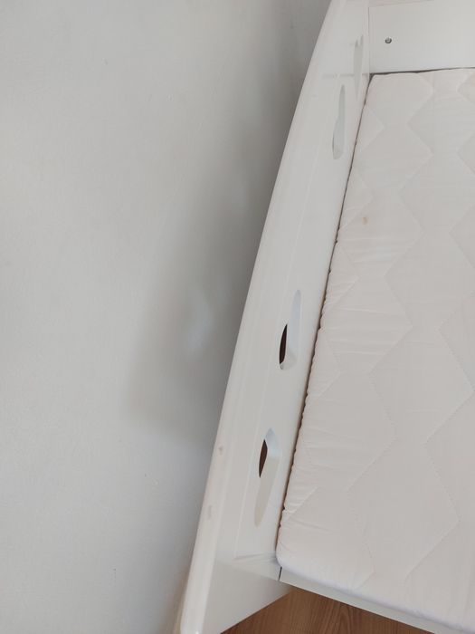 Łóżko dziecięce 80x180 plus materac